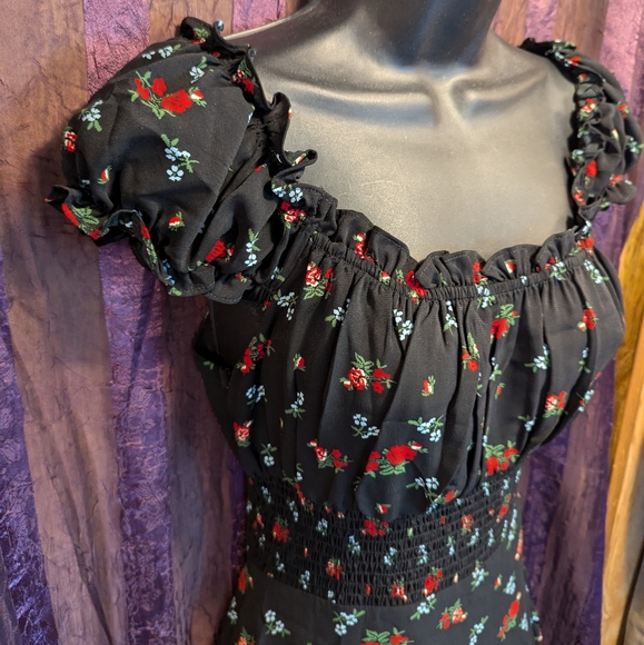 Dainty 🌹 Floral milkmaid Dress Spring Summer Fall Festival Country M/L - Picture 4 of 5